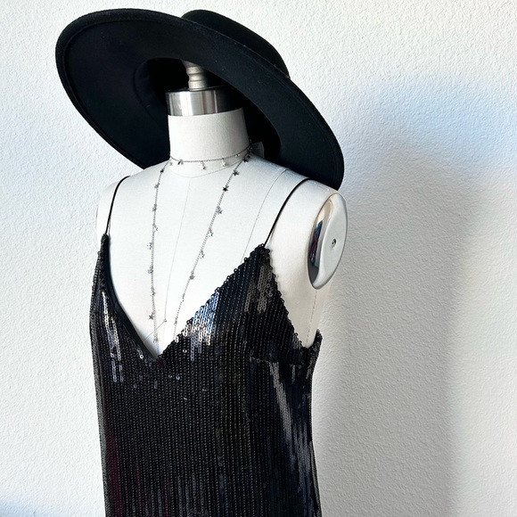 COCKTAIL HOUR BLACK GLIMMER SEQUINS FRINGE MAXI DRESS (1524) - Picture 2 of 6